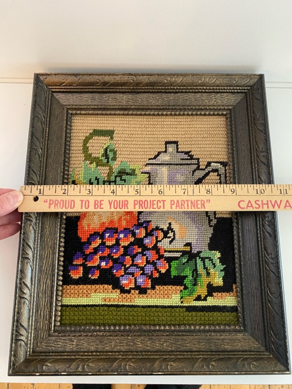 Vintage Handmade Pair of Framed Needlepoint Still Life Pictures Signed 1980 READ - Picture 10 of 16
